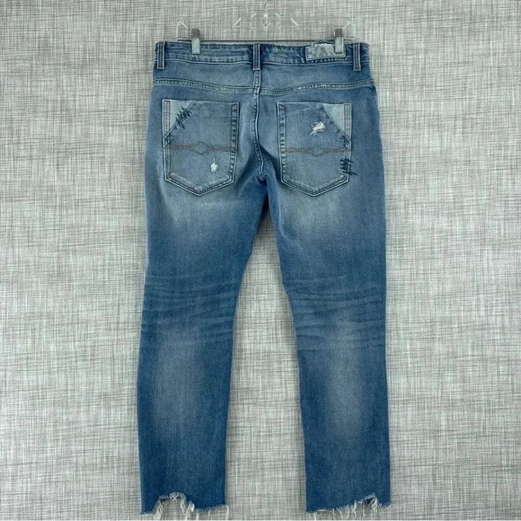 Zara Womens Size 6 Distressed raw hem jeans 0097 - Picture 2 of 11